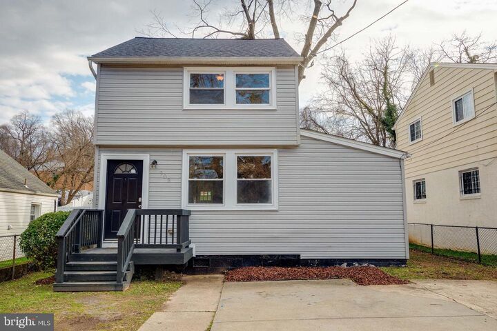708 Nova Avenue  Capitol Heights MD 20743 photo