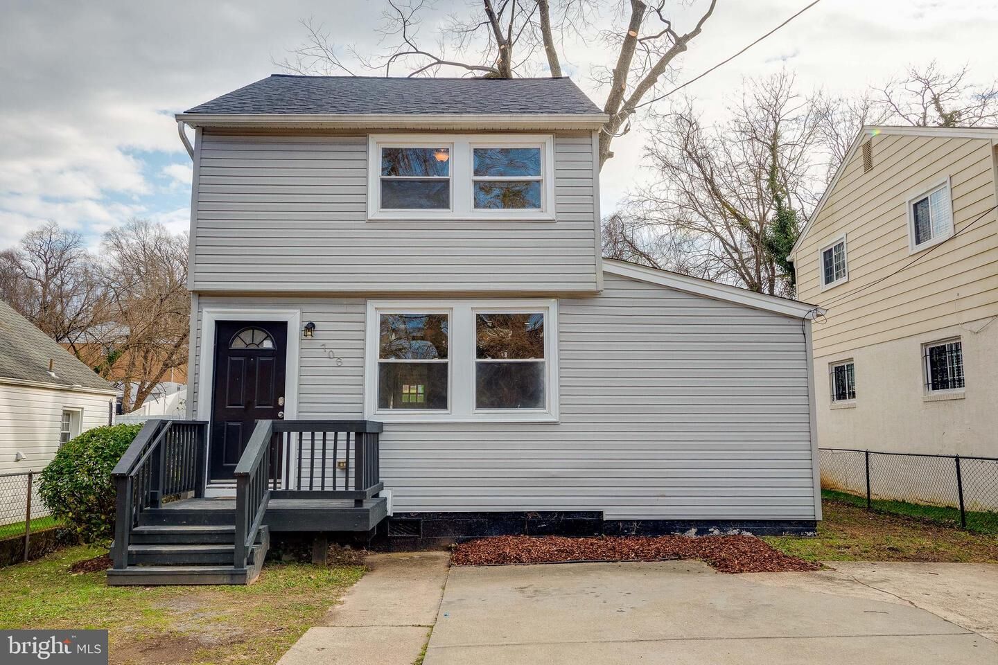 Property Photo: 708 Nova Avenue MD 20743