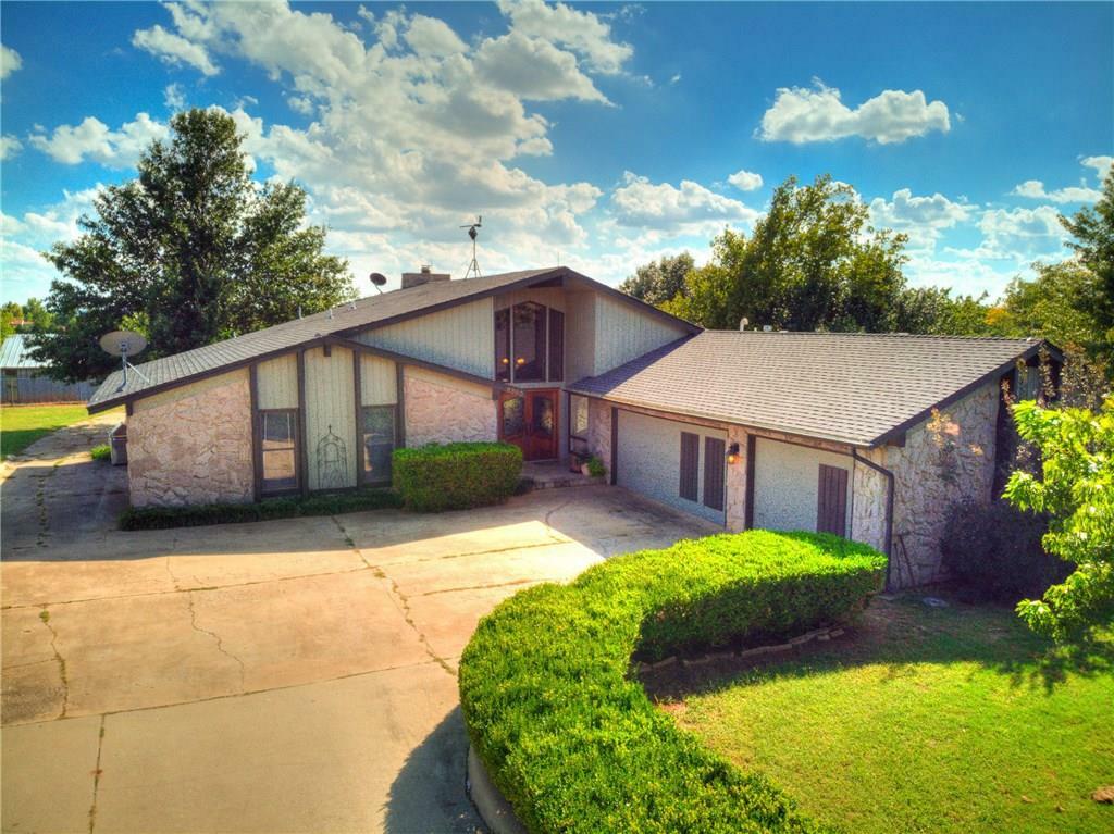 Property Photo:  8390 NW 206th Street  OK 73012 