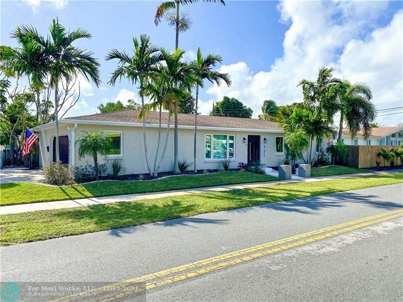 Property Photo:  721 NE 11th Ave  FL 33060 