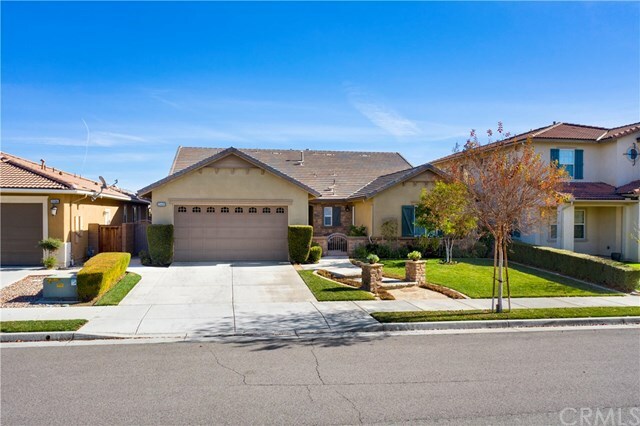 Property Photo:  28400 Fox Ridge Cove  CA 92585 