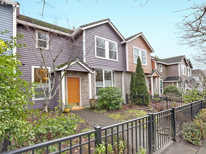 7416 SW Capitol Hwy  Portland OR 97219 photo