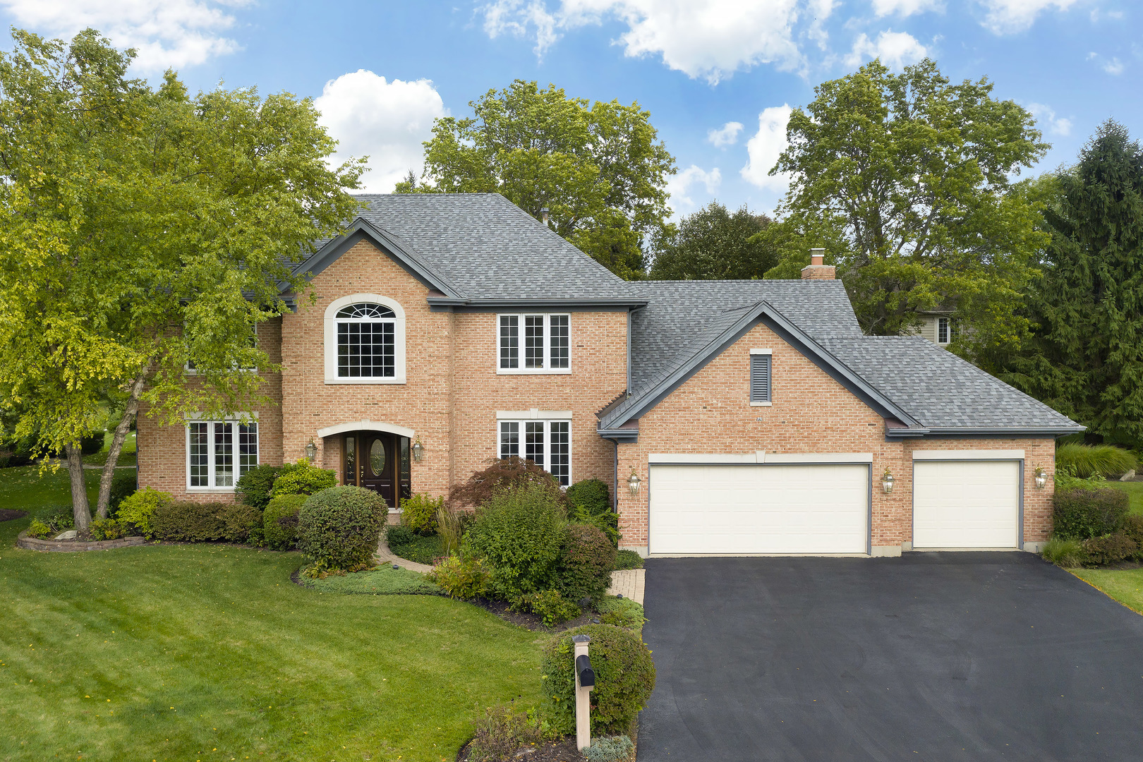 Property Photo: 3612 Glenlake Drive IL 60026