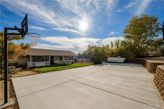 Property Photo:  26670 Lakeview Drive  CA 92342 