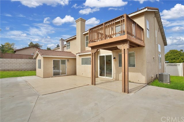 Property Photo:  801 Solano Court  CA 92530 