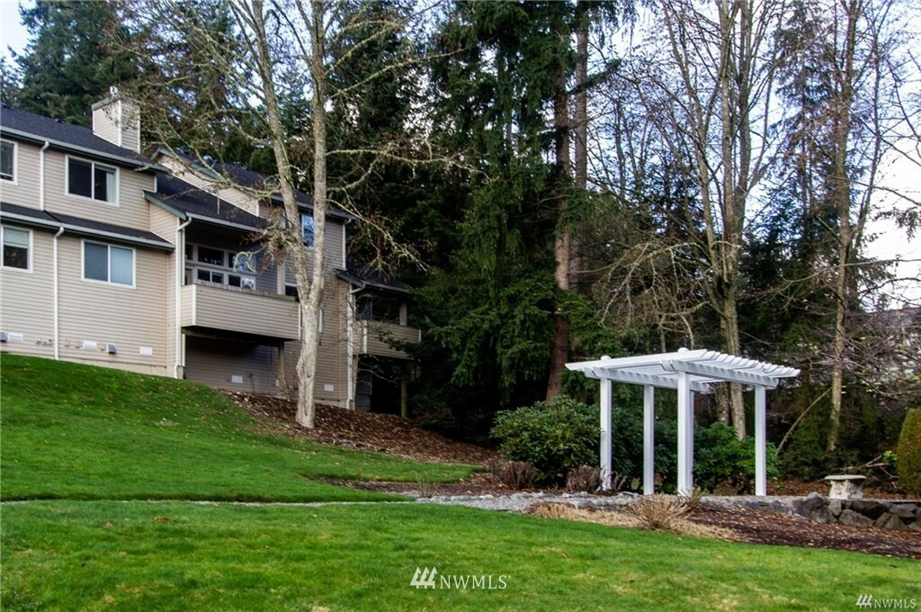 Property Photo:  1717 31st Street Ct NW D  WA 98335 