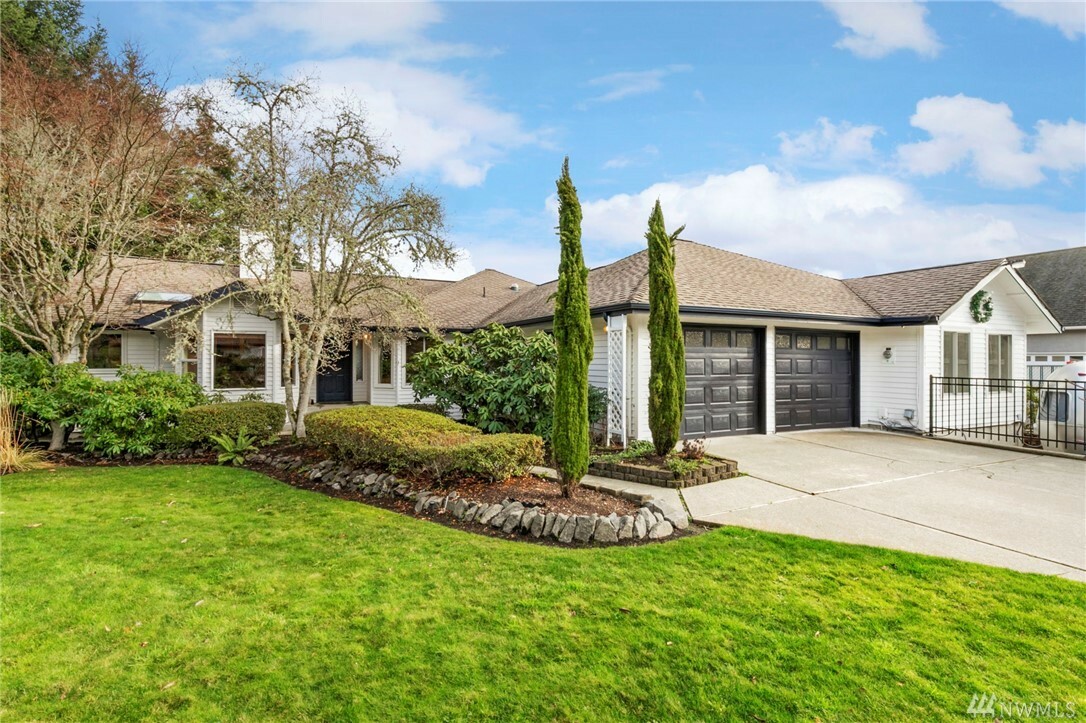Property Photo: 5355 Crane Ave E WA 98366