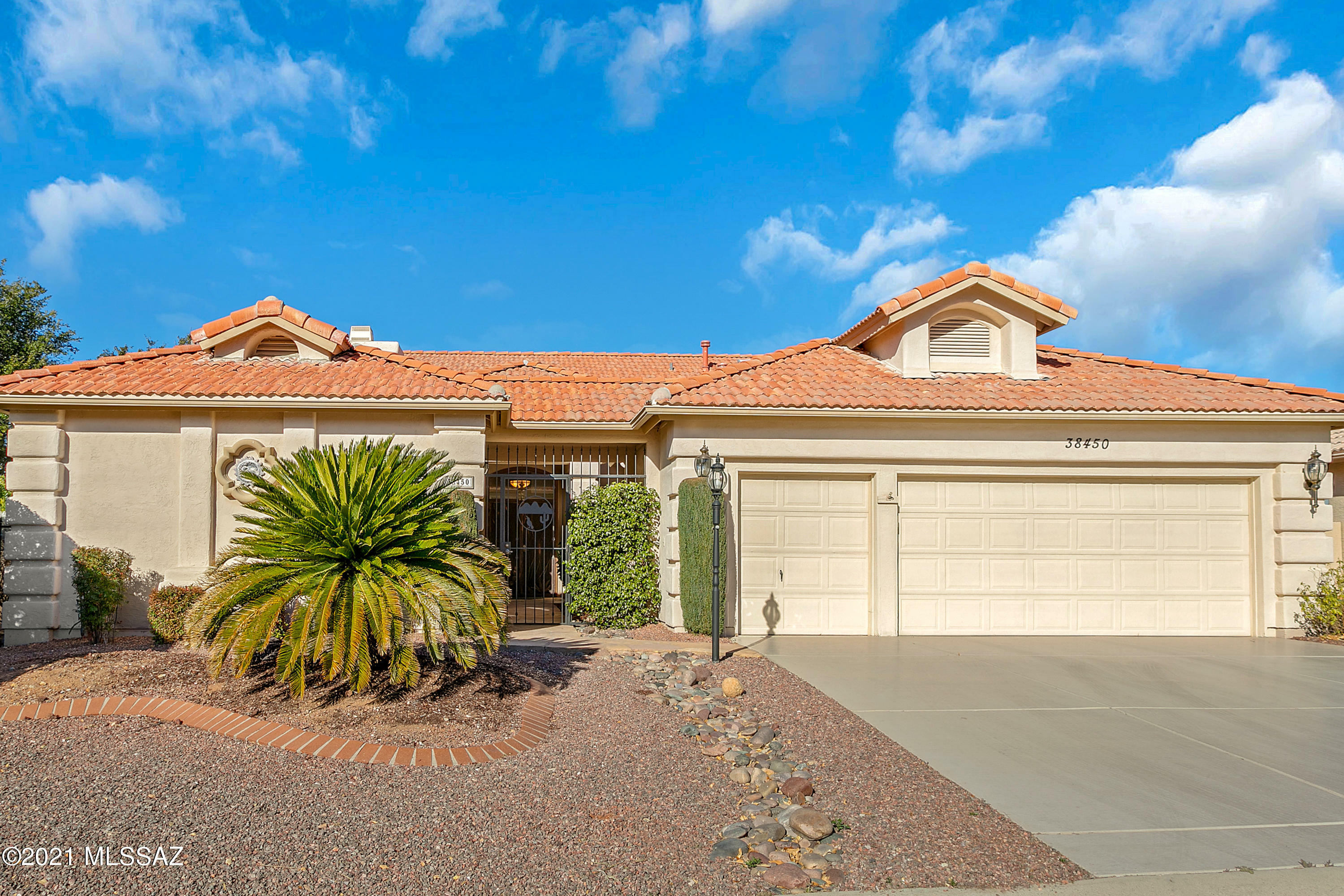 Property Photo:  38450 S Golf Course Drive  AZ 85739 