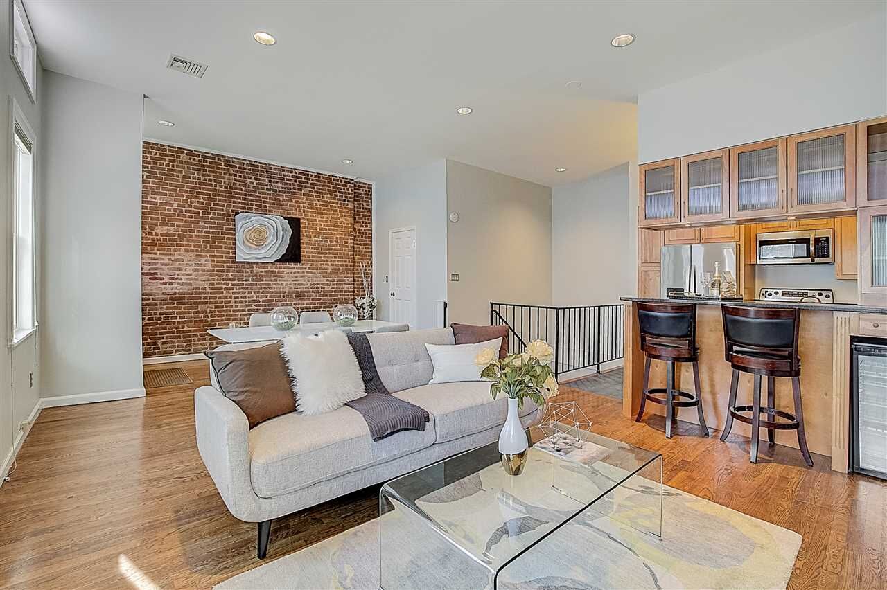 Property Photo: 300 Hudson St 1 NJ 07030