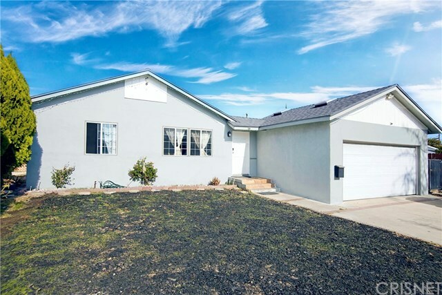 Property Photo:  6914 Cozycroft Avenue  CA 91306 