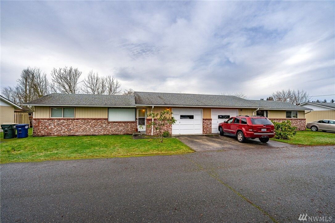 Property Photo:  2714 Mt. Vista Ave  WA 98531 