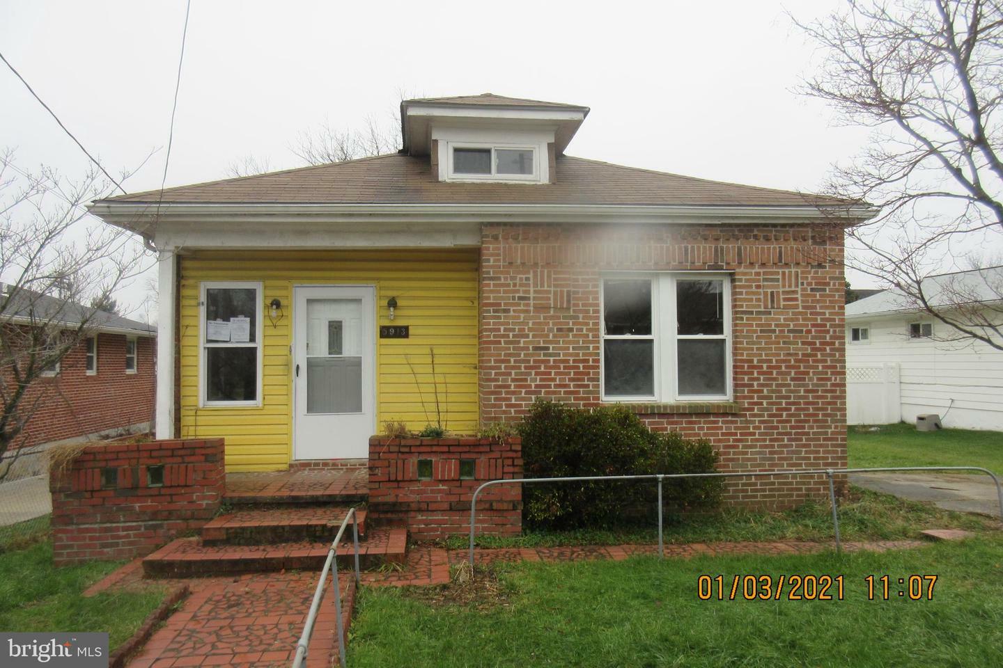 Property Photo: 5913 Leewood Avenue MD 21228