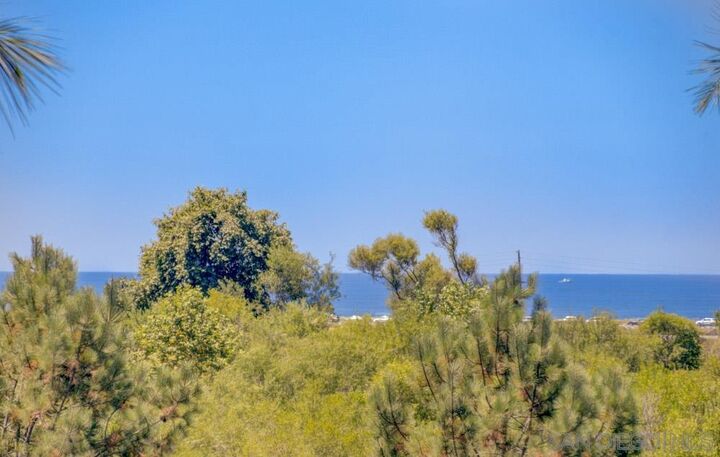 Property Photo: 2737 Mackinnon Ranch Rd CA 92007