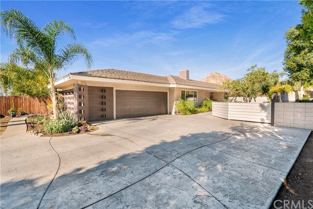 Property Photo:  233 W Blaine Street  CA 92507 