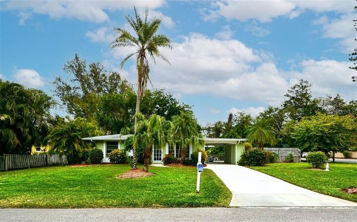 3495 Hamilton Avenue  Sarasota FL 34242 photo