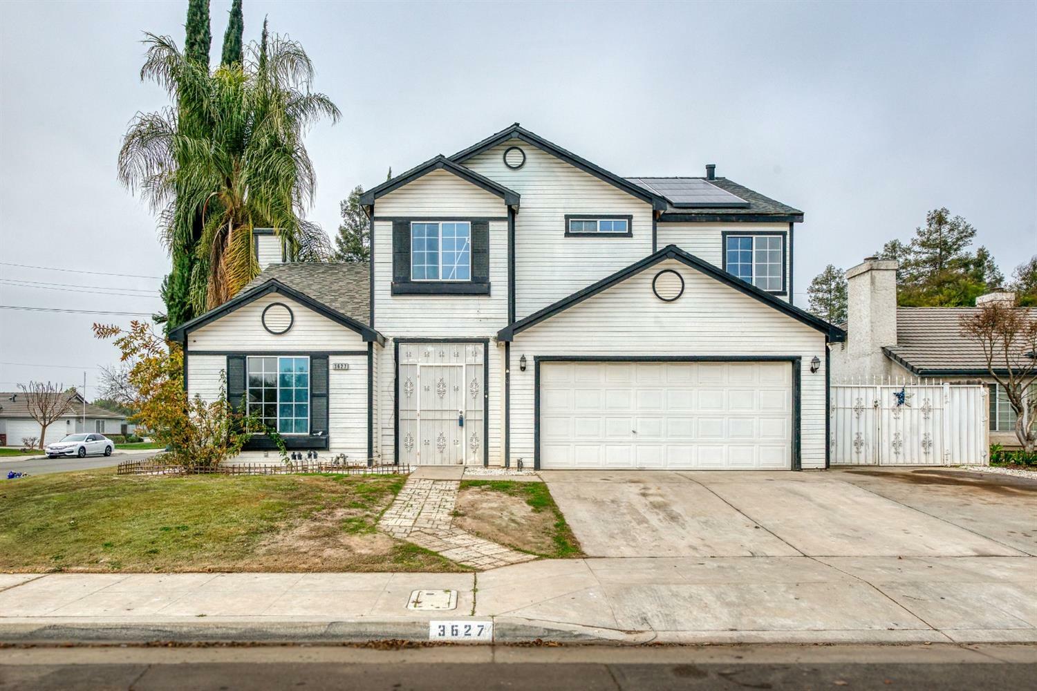 3627 N Gilroy Avenue  Fresno CA 93722 photo