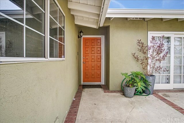 Property Photo:  2917 Royal Palm Drive  CA 92626 