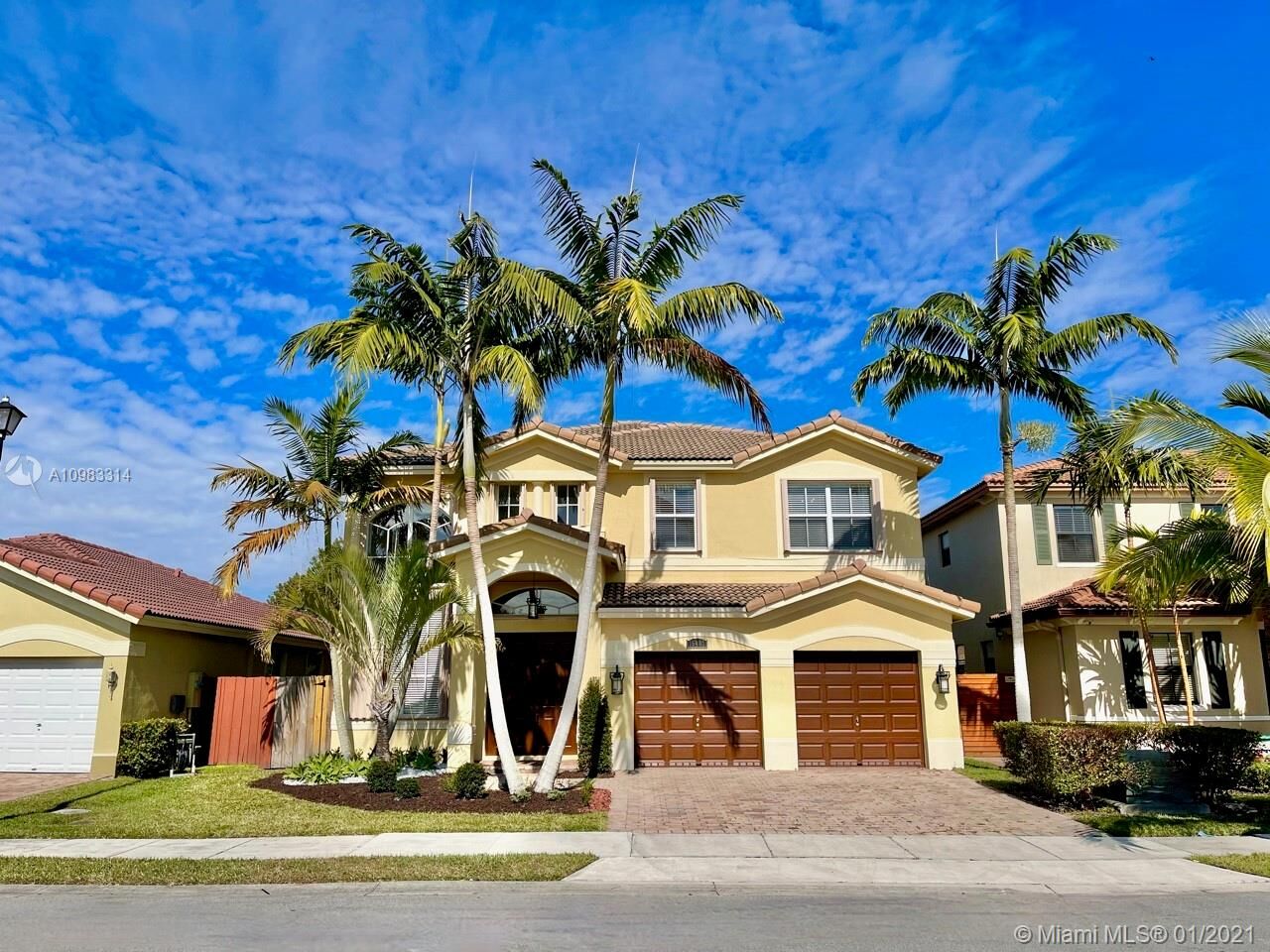 Property Photo: 15403 SW 118th Ter FL 33196