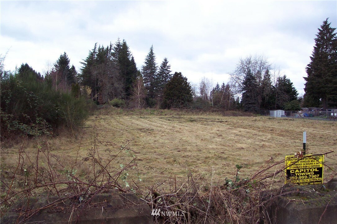 Property Photo:  2021 Boulevard Road SE  WA 98501 