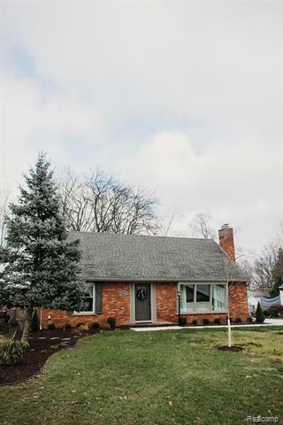 Property Photo:  15942 Meadowbrook Road  MI 48239 