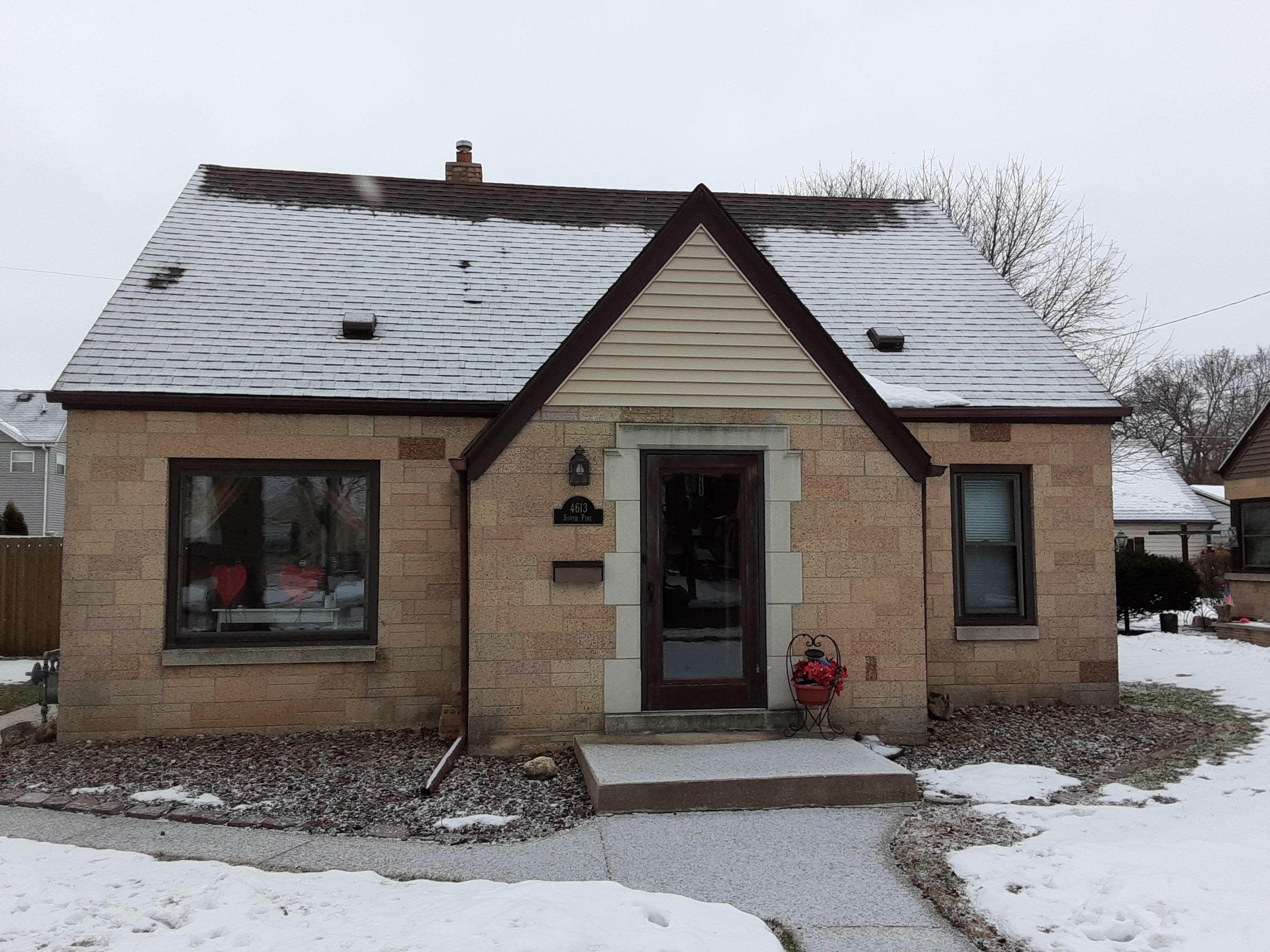 Property Photo: 4613 S Pine Ave WI 53207