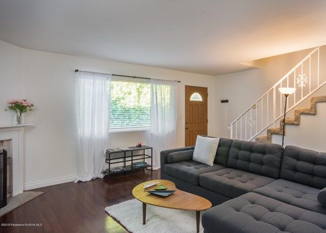 Property Photo:  432 S Oak Knoll Avenue 4  CA 91101 