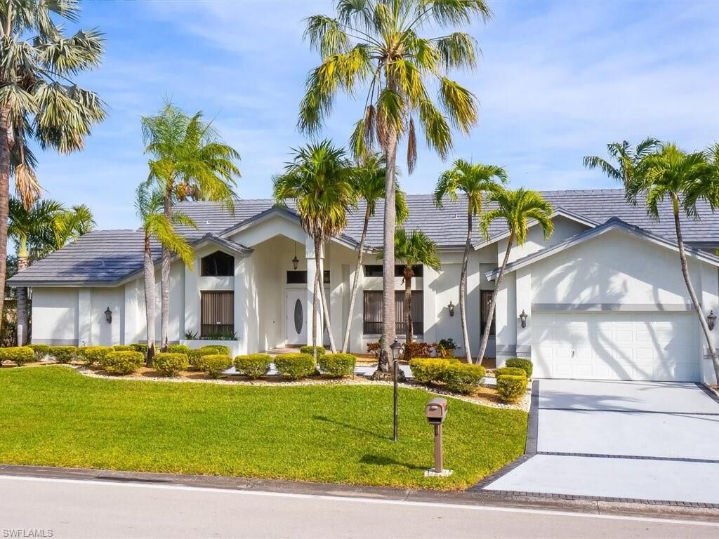 Property Photo:  6584 Griffin Blvd  FL 33908 
