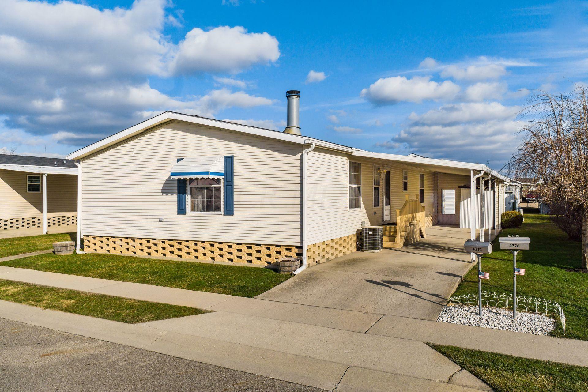 Property Photo: 4370 Bobby Trail OH 43207