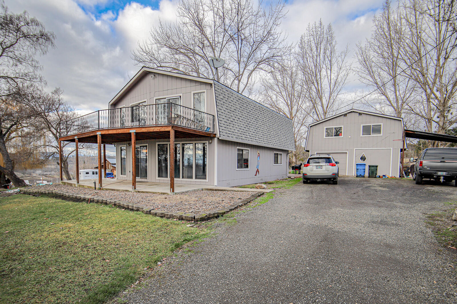 Property Photo: 315 Mooreland Terrace OR 97524