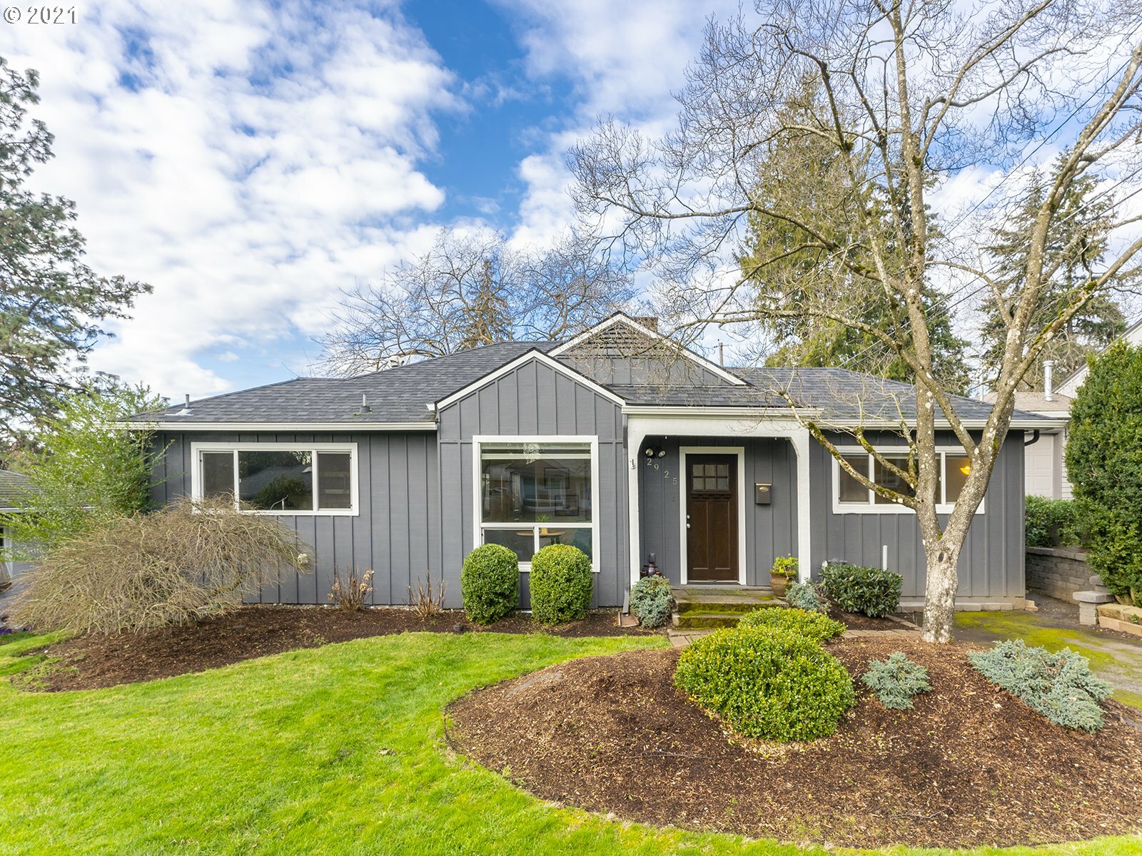Property Photo:  2925 SW 120th Ave  OR 97005 