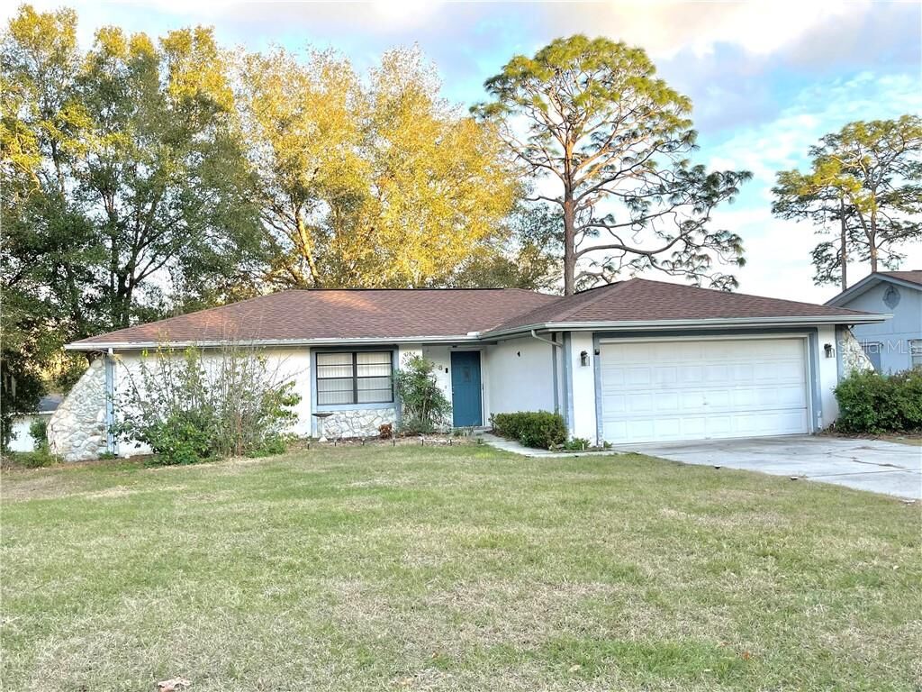 Property Photo:  728 Magnolia Avenue  FL 34452 