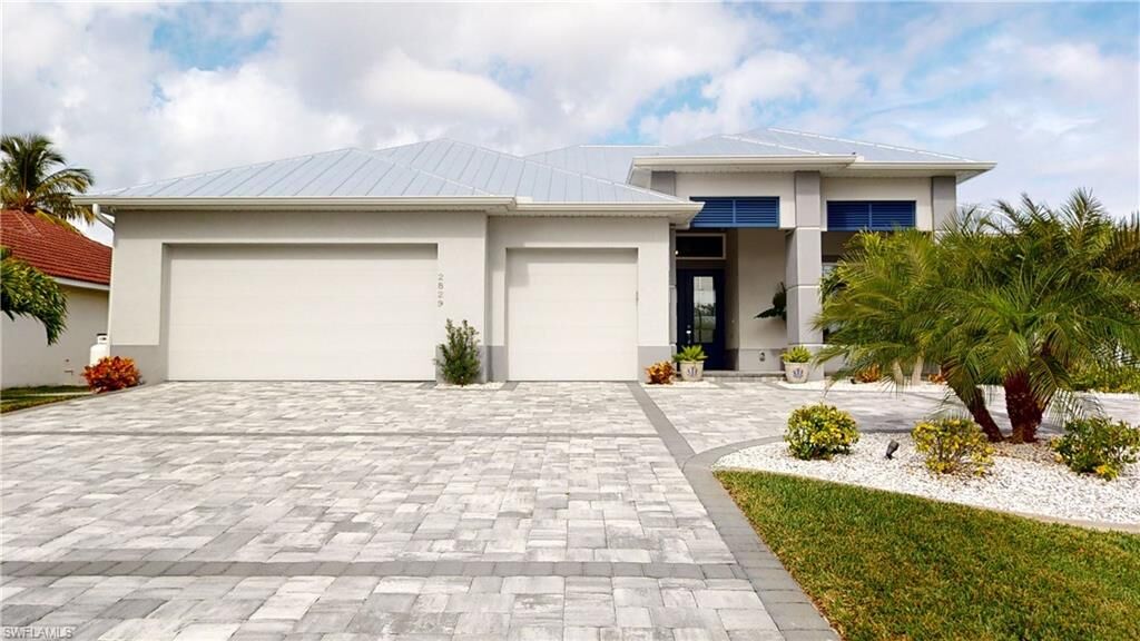 Property Photo: 2829 SW 36th Terrace FL 33914
