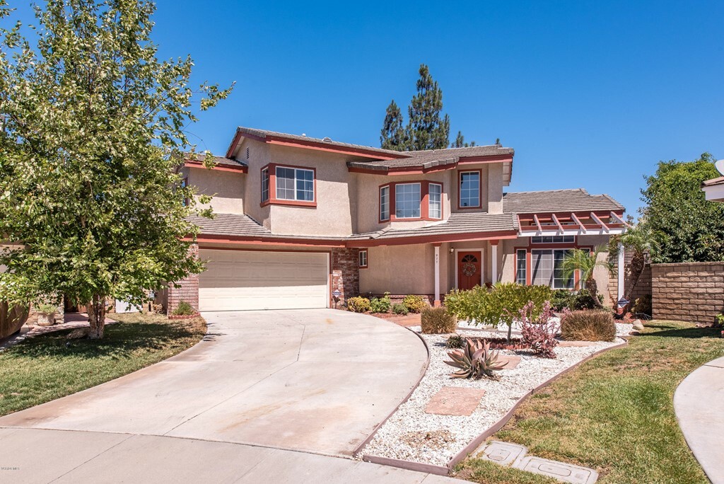 Property Photo:  977 Meadowlark Drive  CA 93015 