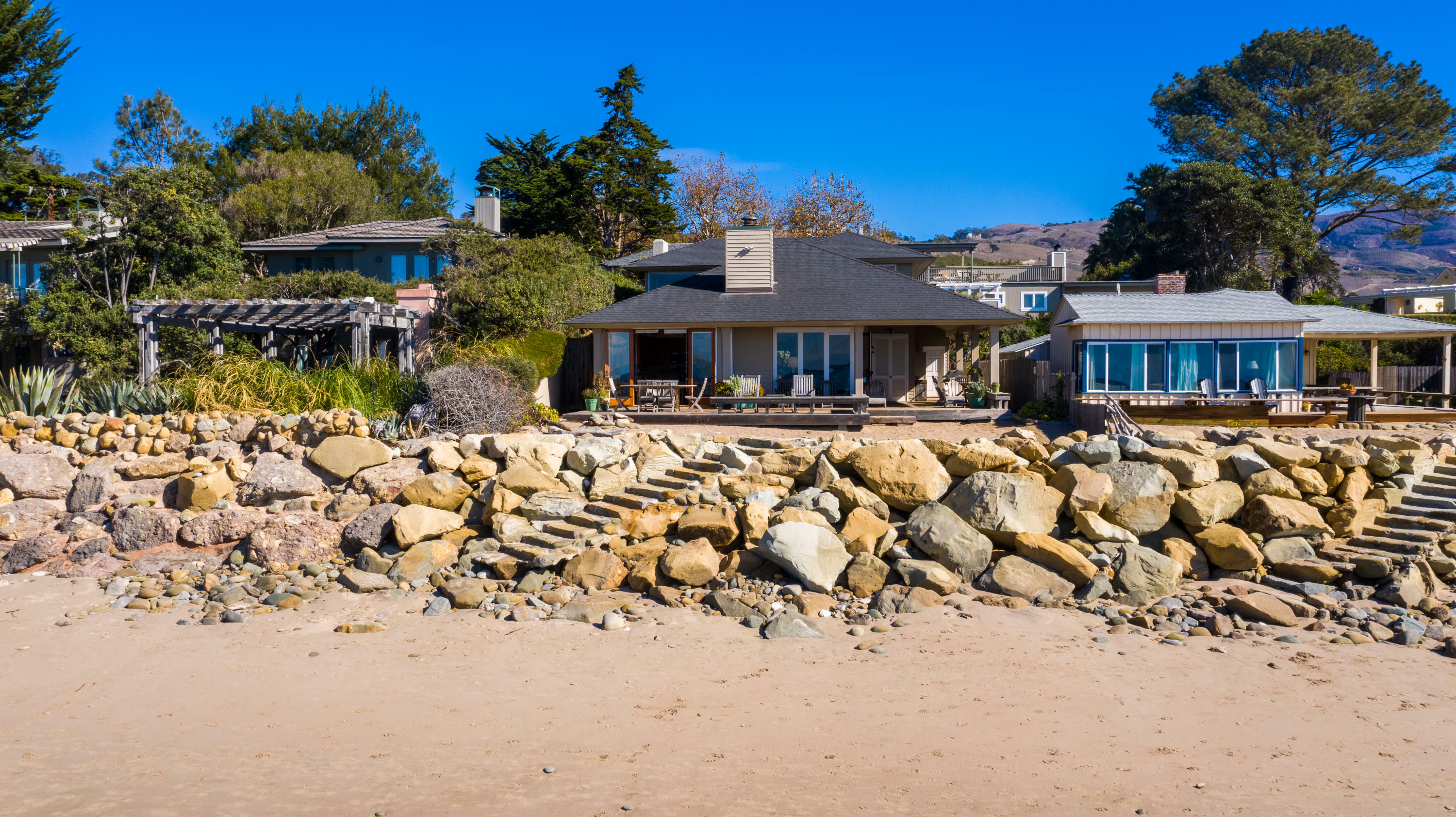 Property Photo:  124 Rincon Point Rd  CA 93013 