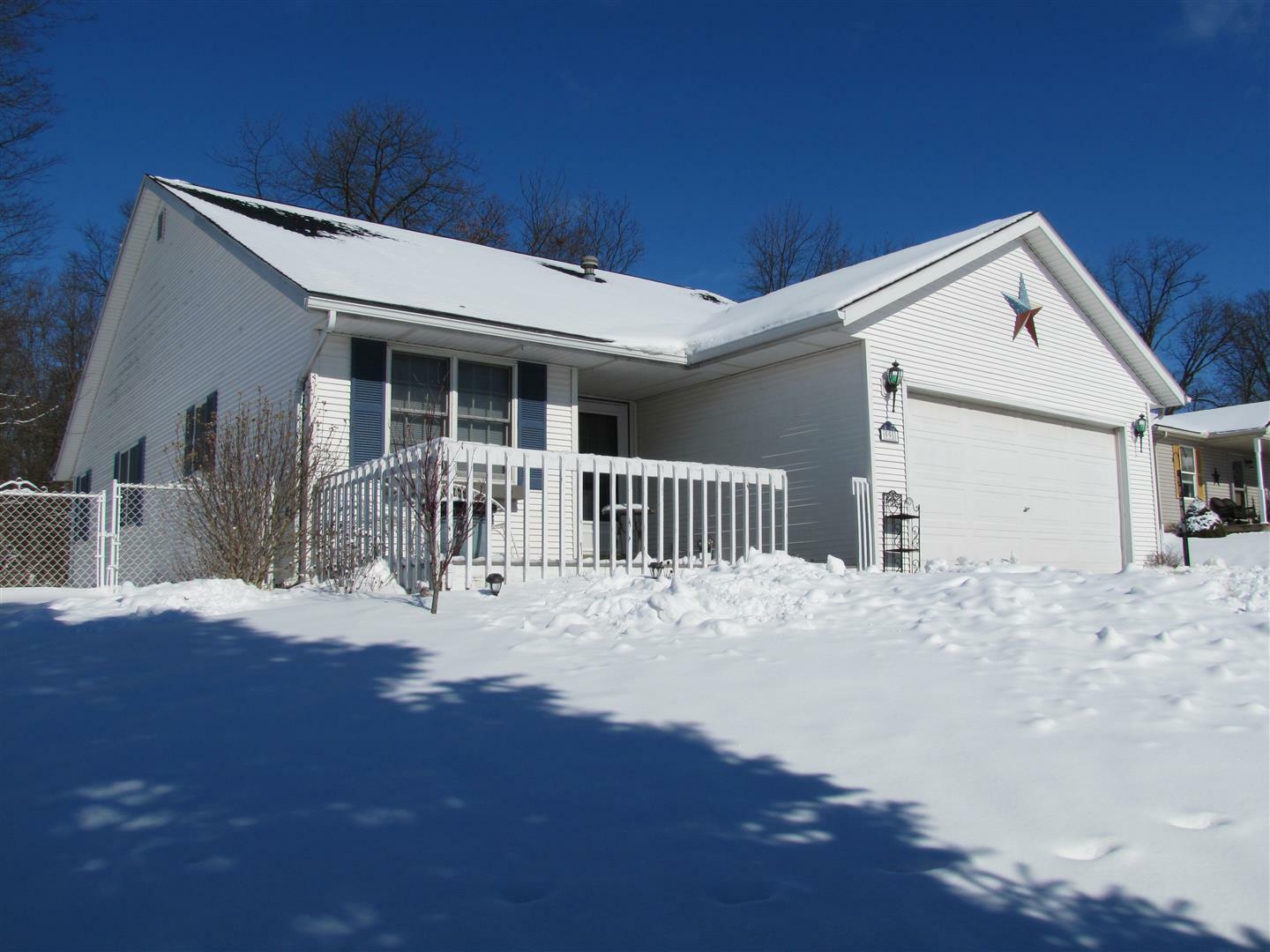 Property Photo:  990 Old Farm Road  OH 43078 