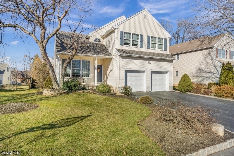 Property Photo:  3 Clark Ct  NJ 08807 