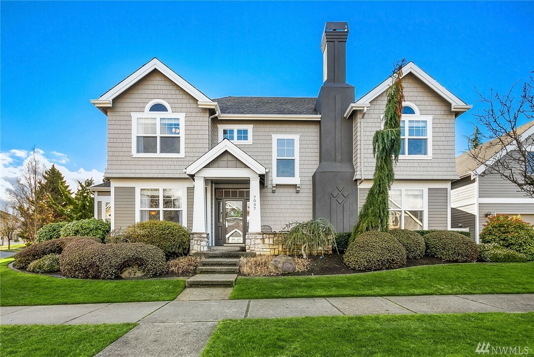 Property Photo:  7037 Laurel Ave SE  WA 98065 