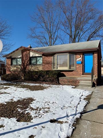 Property Photo:  32550 Grandview Avenue  MI 48186 