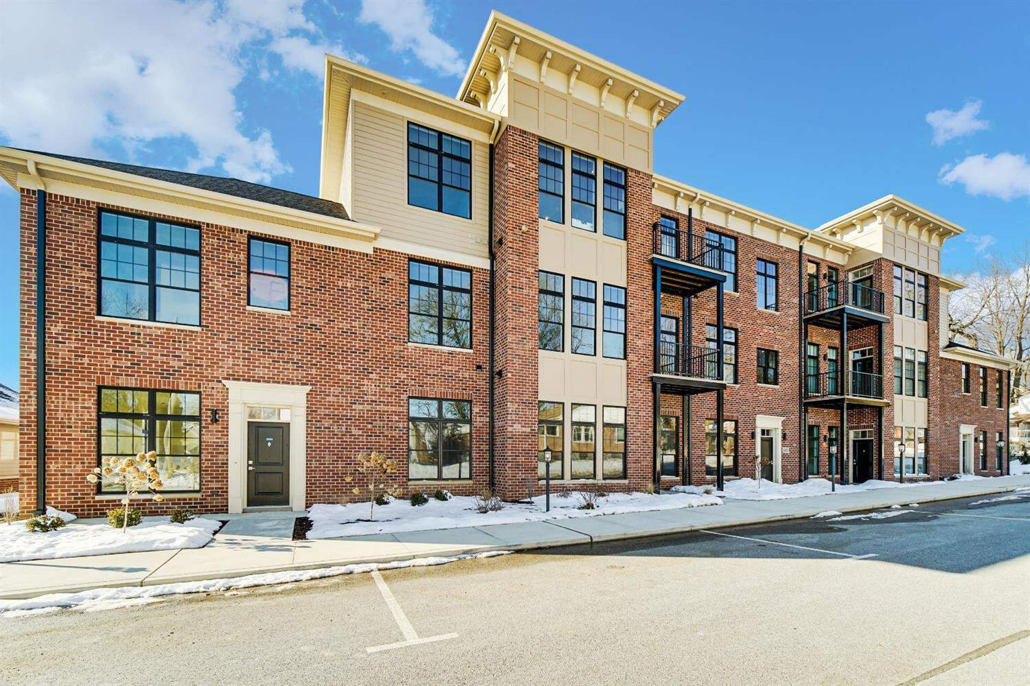 Property Photo: 207 Academy Street 303 IN 46383