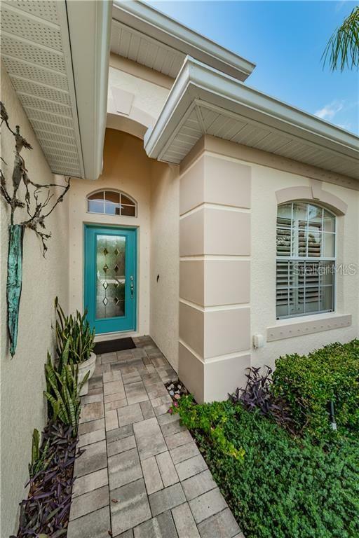 Property Photo:  2813 Plantain Drive  FL 34691 