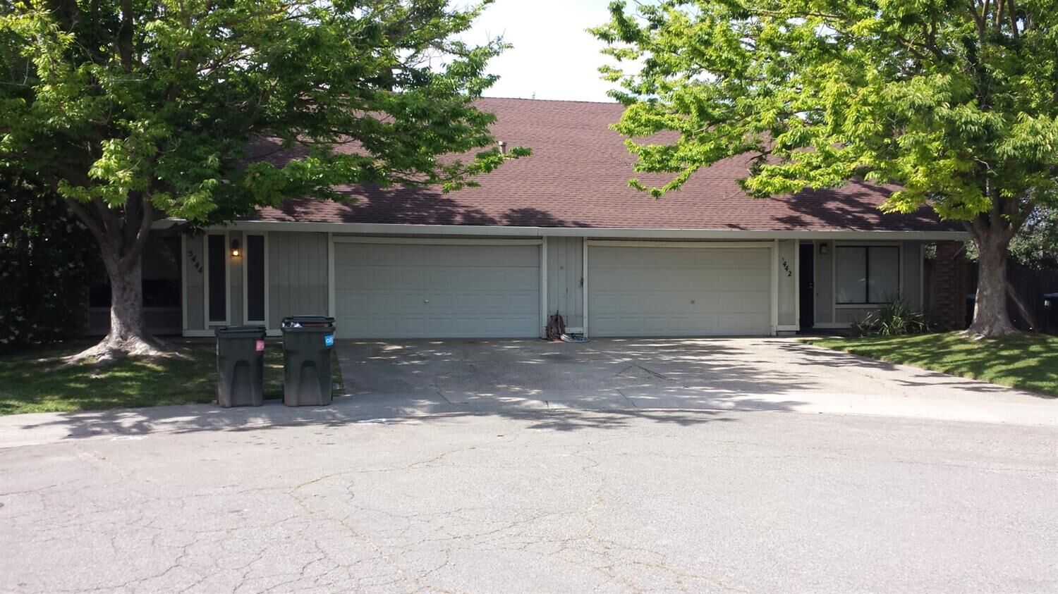 Property Photo:  5442 5444 Darkwoods Court  CA 95841 