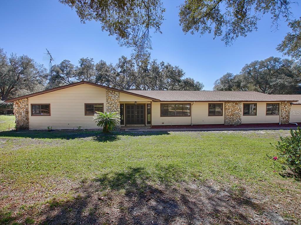 Property Photo:  914 Lake Ella Road  FL 34731 