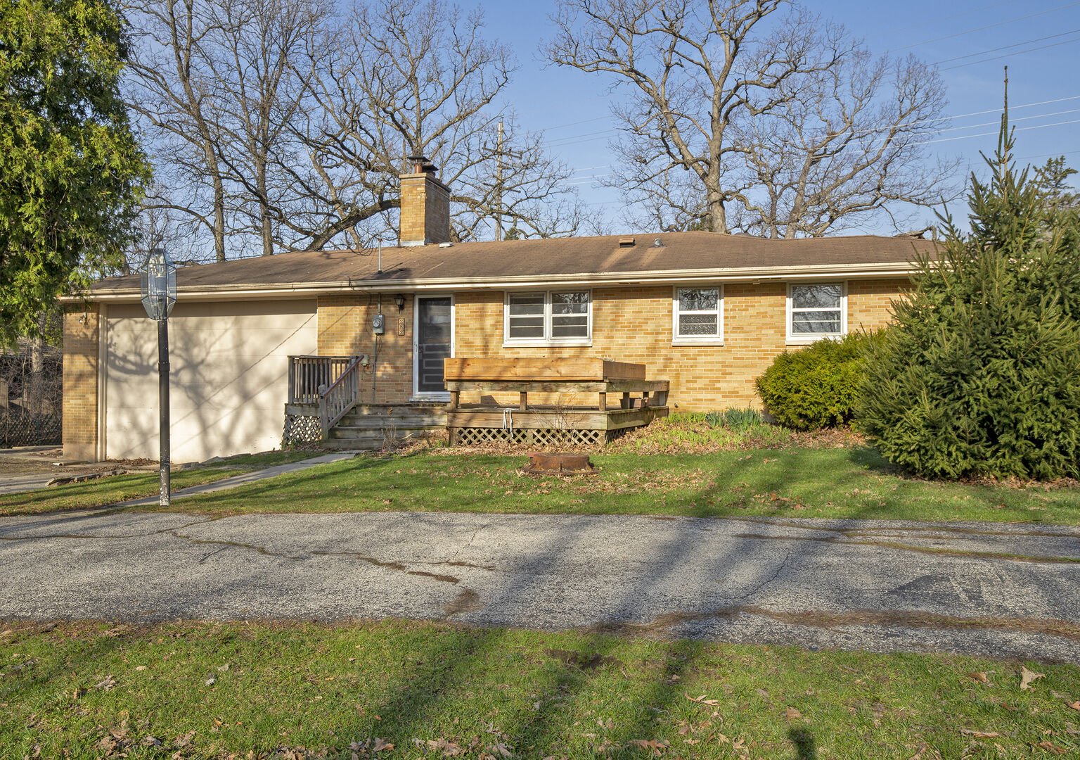 Property Photo: 282 Wooded Lane IL 60010