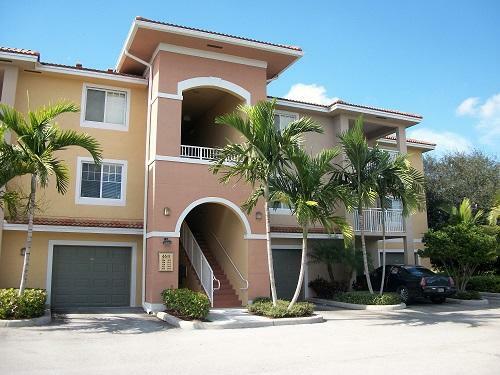 Property Photo: 6511 Emerald Dunes Drive 205 FL 33411