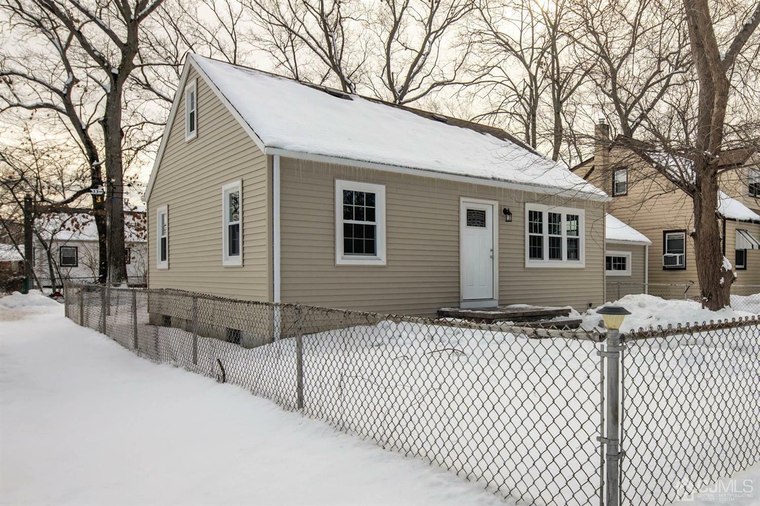 Property Photo:  33 Leon Avenue  NJ 08857 