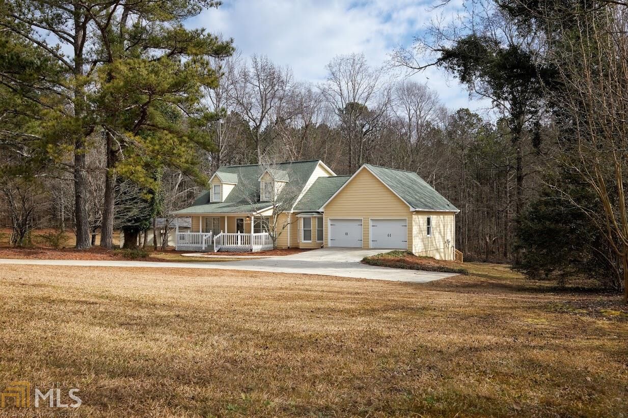 Property Photo: 2420 Old Newnan Rd GA 30116