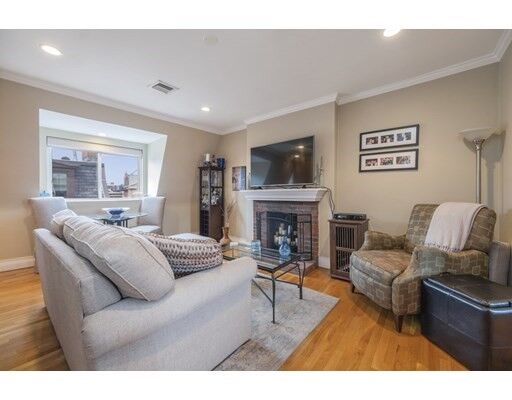 Property Photo:  2 Harvard Place 4  MA 02129 