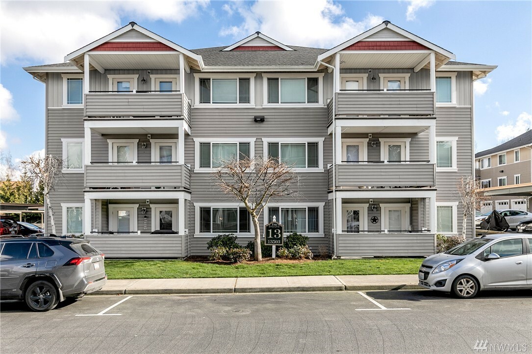 Property Photo: 13503 97th Ave E 107 WA 98373