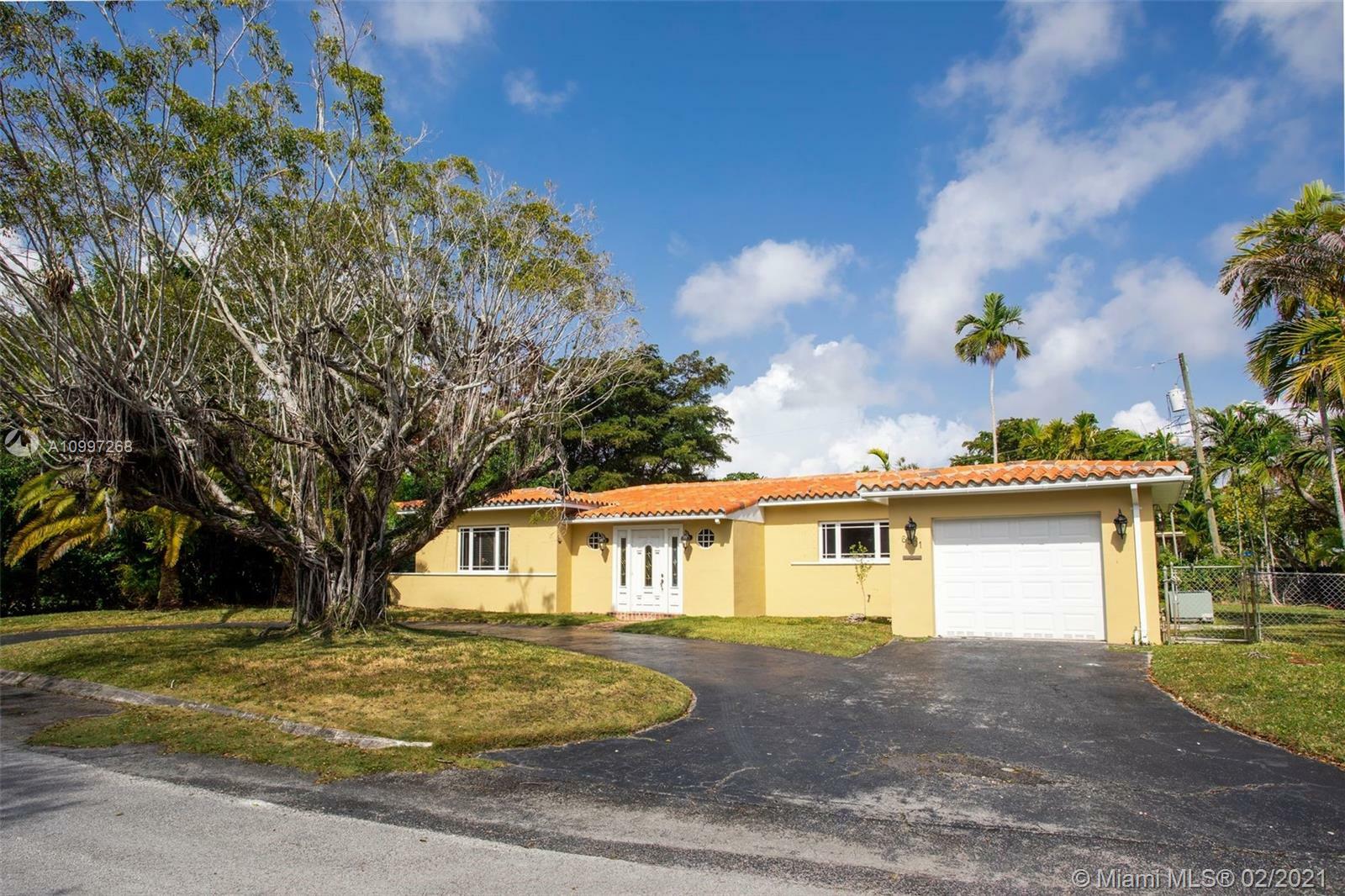 Property Photo:  6501 SW 65th Ter  FL 33143 