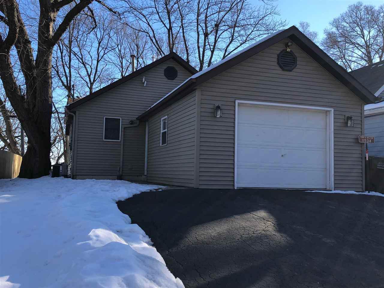 Property Photo: 11534 North Lakeview Dr WI 53534